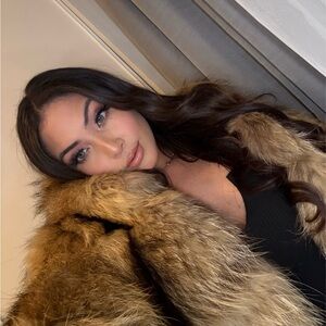 MEET YOUR SELLER💕